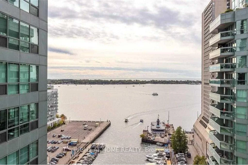 10 Yonge Street 2601, Toronto C01, ON M5E 1R4