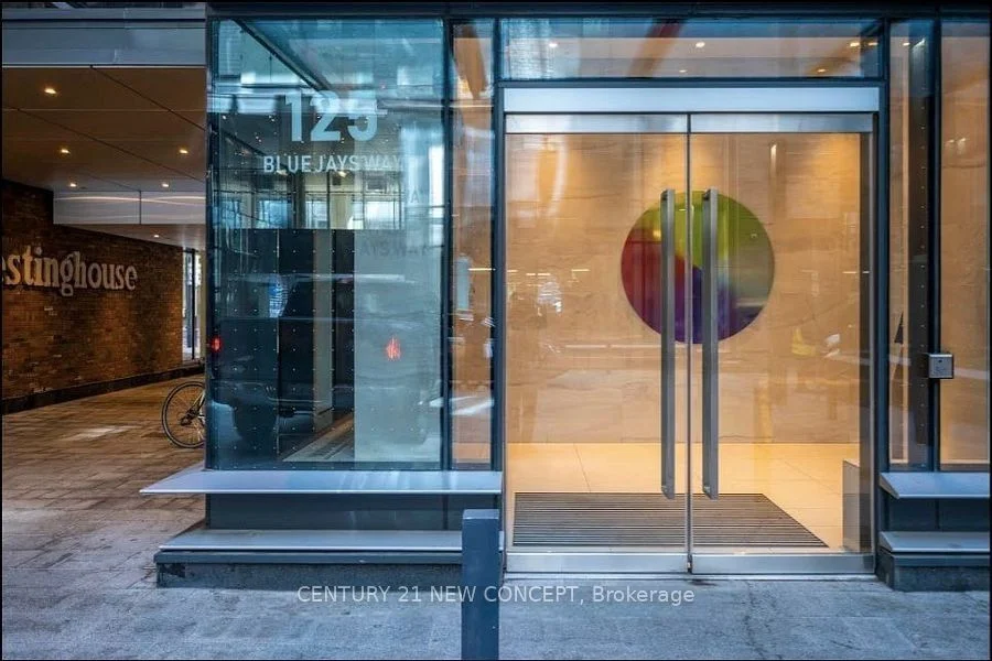 125 Blue Jays Way 2810, Toronto C01, ON M5V 0N5