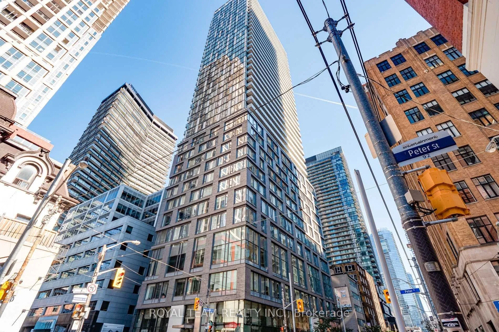 Condo Apartment in Toronto