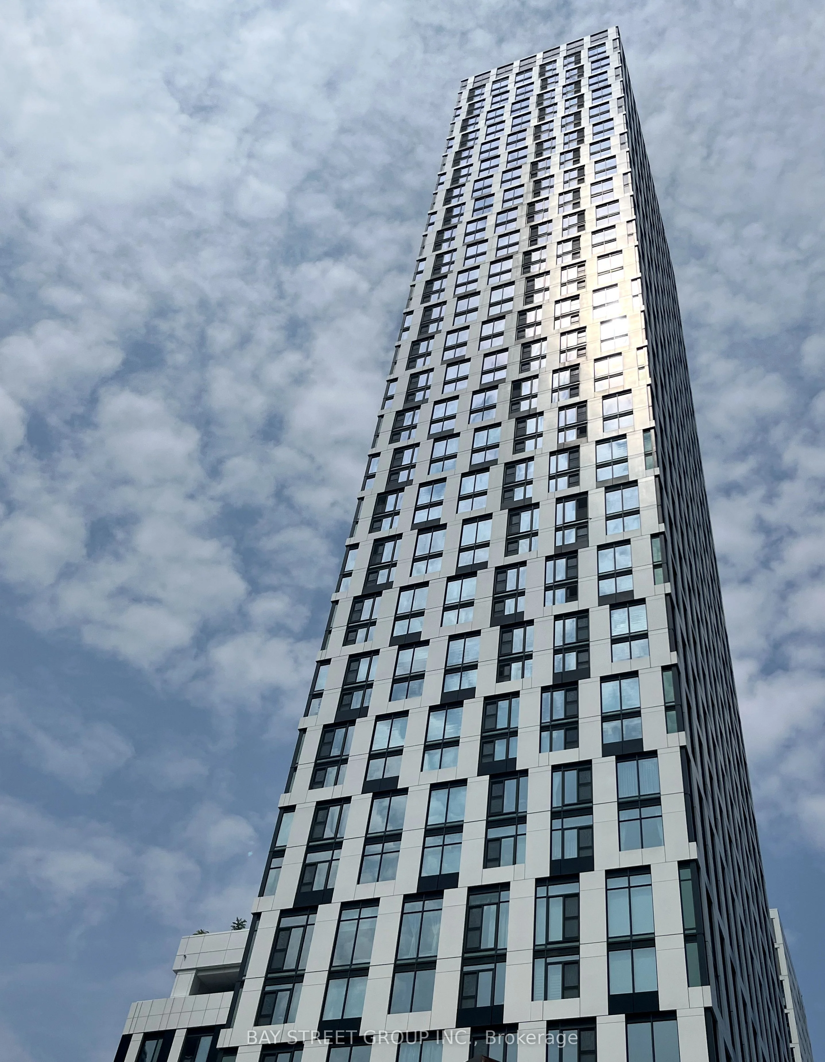 252 Church Street LPH10, Toronto C08, ON M5B 0E6