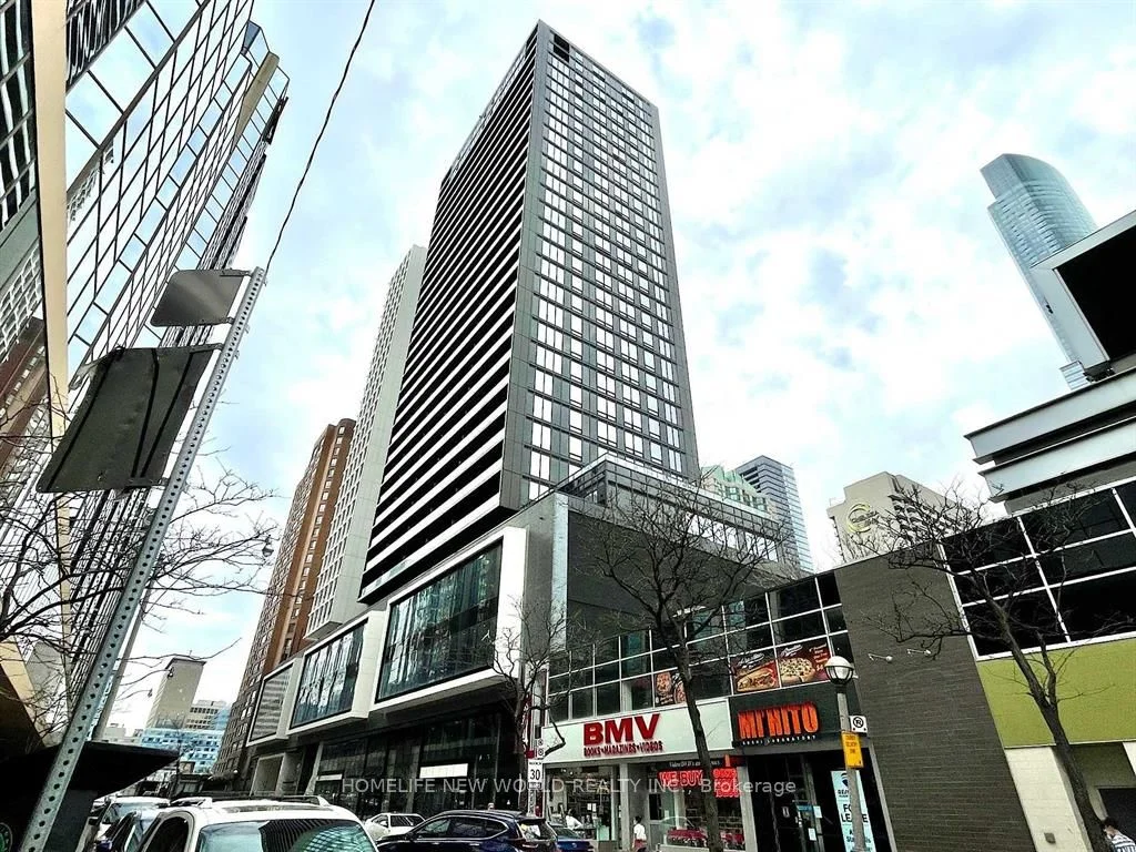 20 Edward Street 1713, Toronto C01, On M5g 1c9