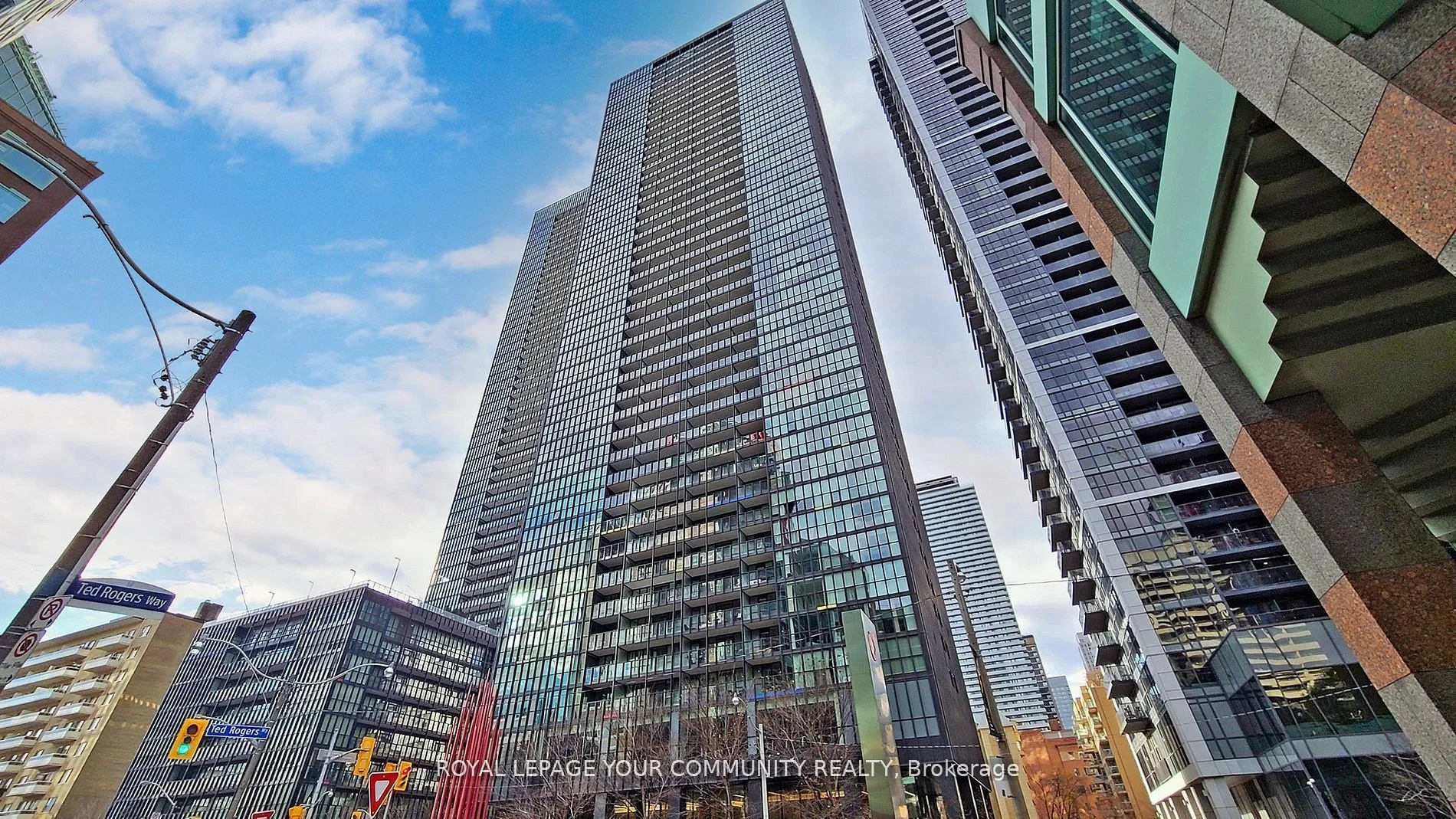 110 Charles Street E 1711, Toronto C08, ON M4Y 1T5