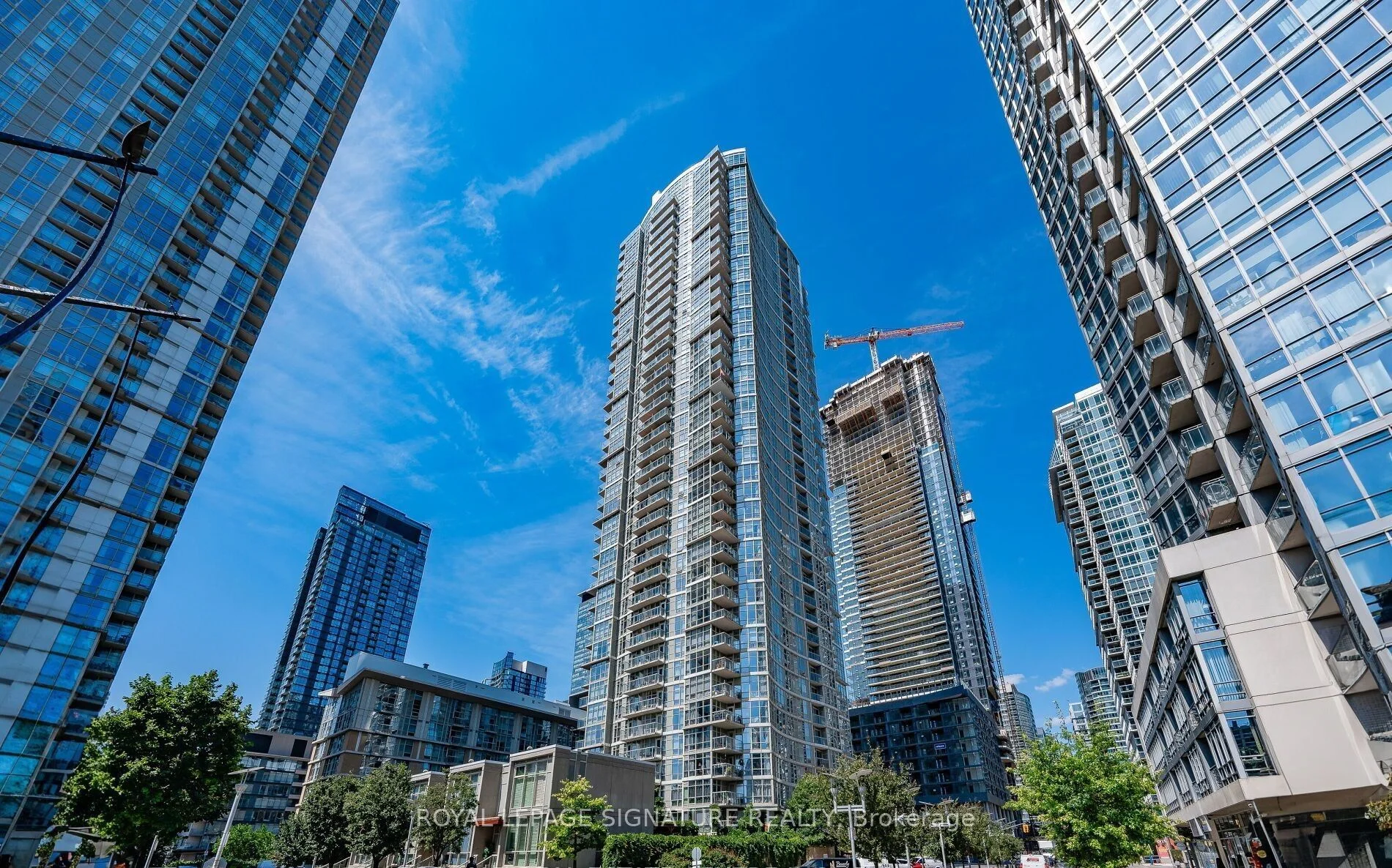 10 Navy Wharf Court 505, Toronto C01, ON M5V 3V2