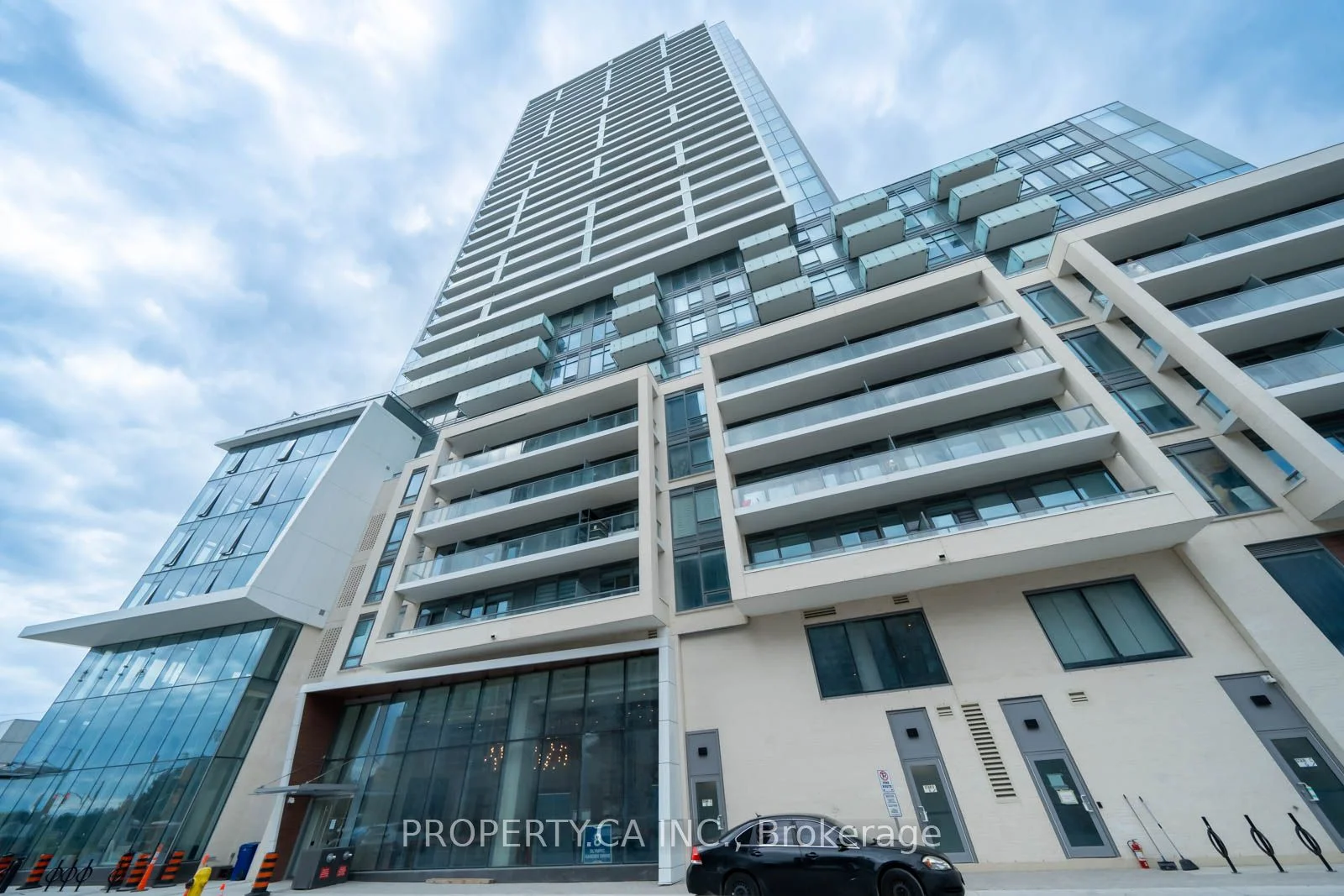 8 Olympic Garden Drive S1001, Toronto C14, On M2m 0b9