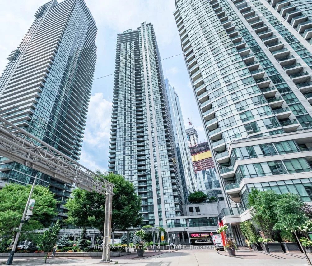 16 Harbour Street 3603, Toronto C01, ON M5J 2Z7