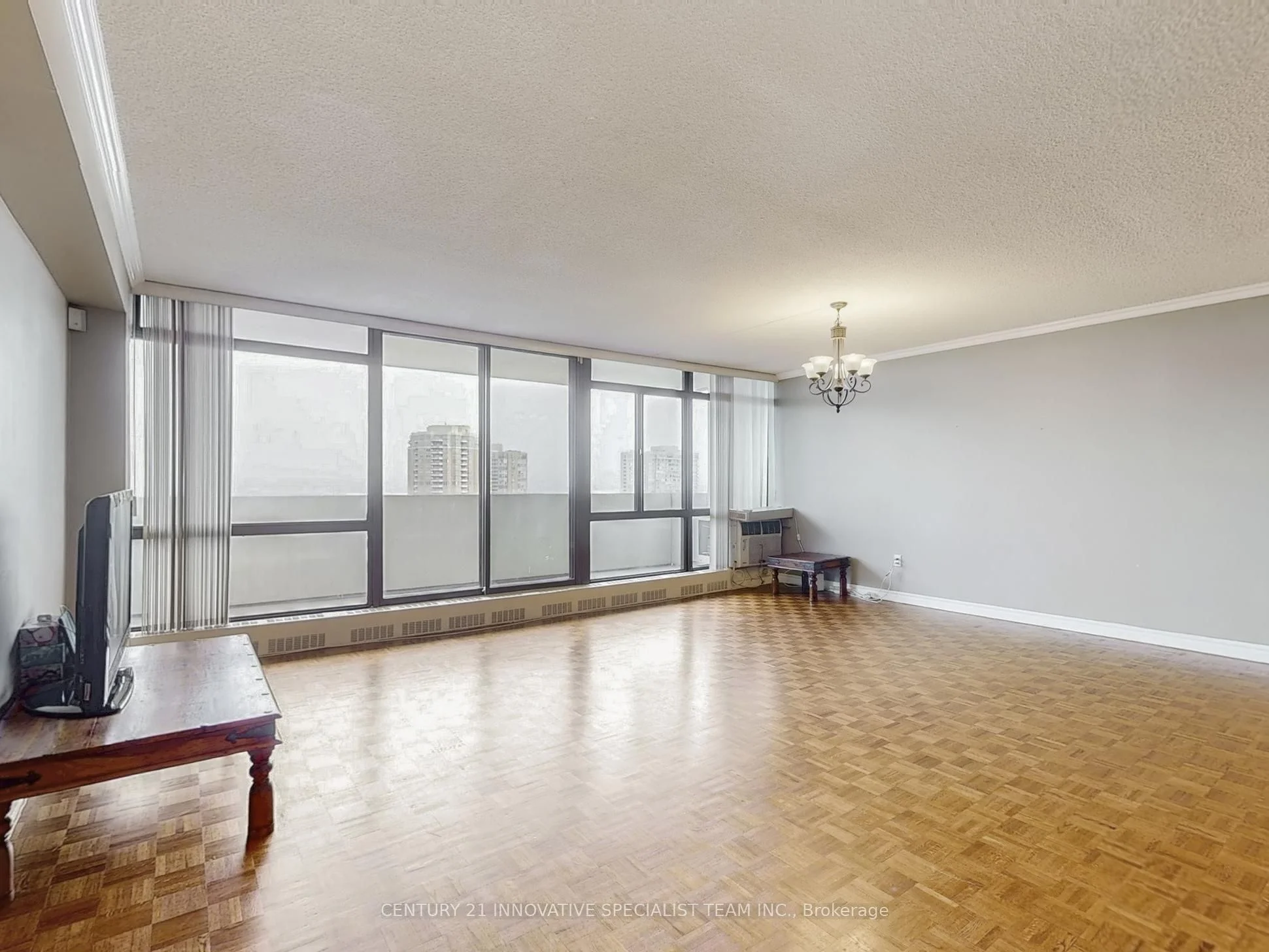 3300 Don Mills Road 2303, Toronto C15, ON M2J 4X7
