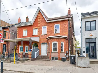 Lower Level in Toronto