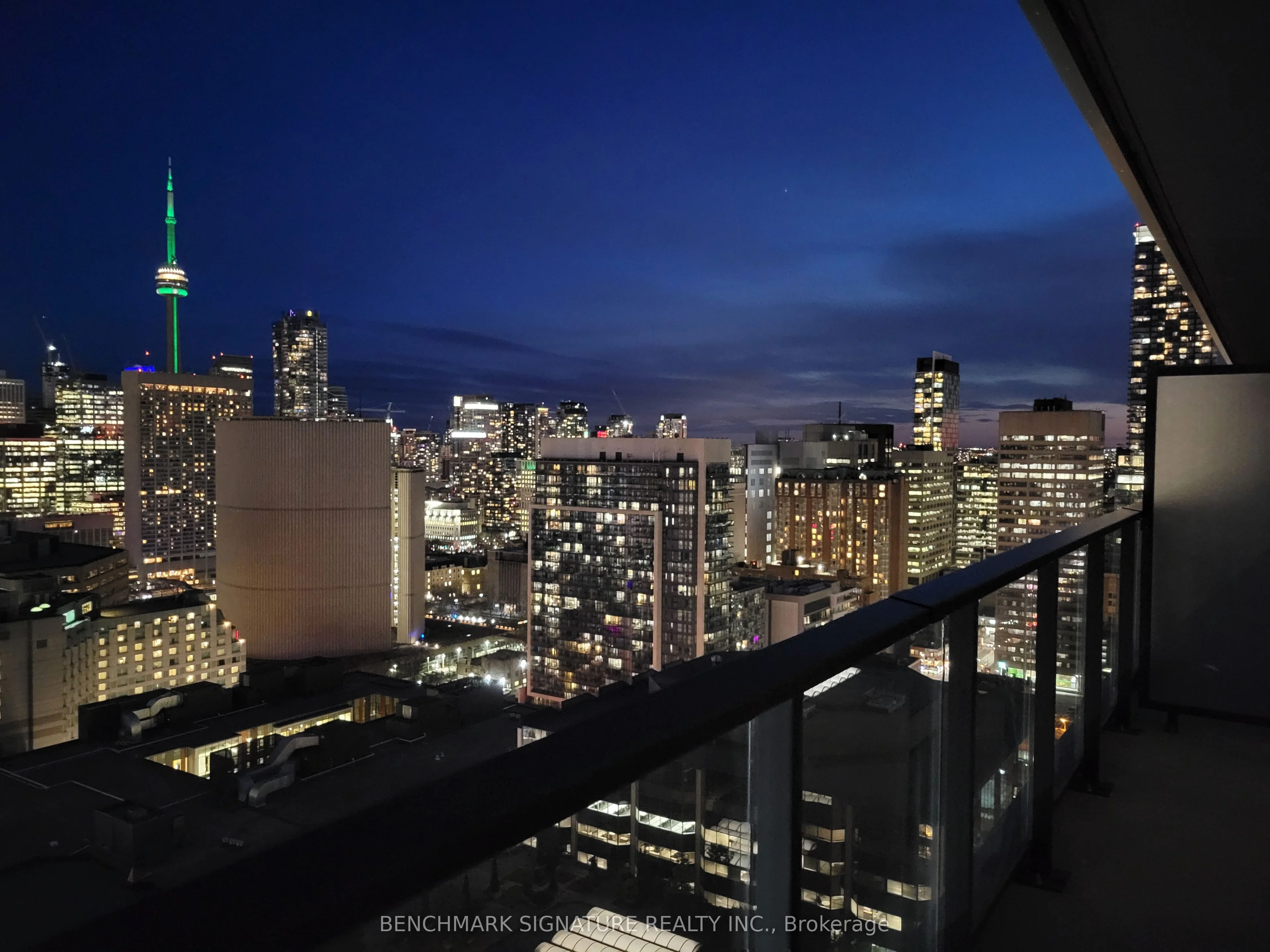 20 Edward Street 2703, Toronto C01, ON M5G 0C5