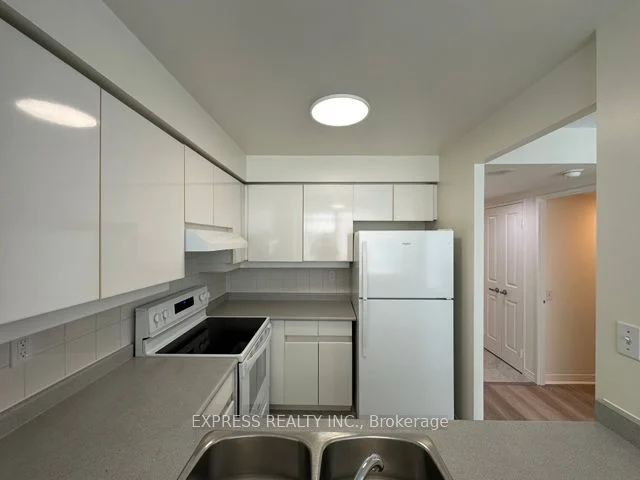 942 Yonge Street 1104, Toronto C02, ON M4W 3S8