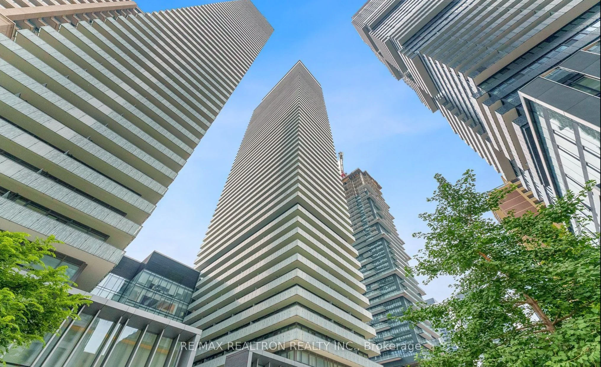 50 Charles Street E 4904, Toronto C08, ON M4Y 0C3
