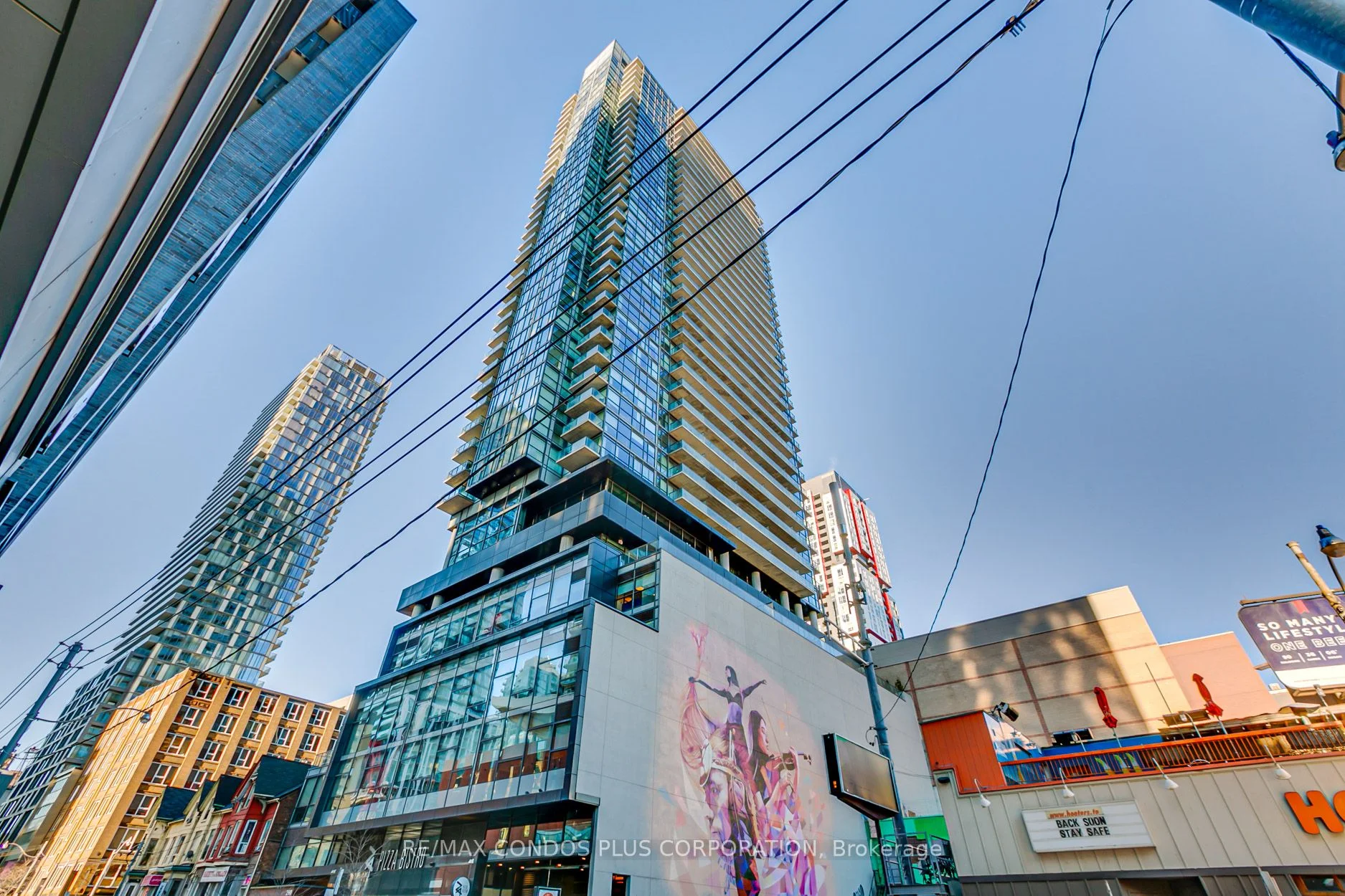 290 Adelaide Street W 1405, Toronto C01, ON M5V 0P3