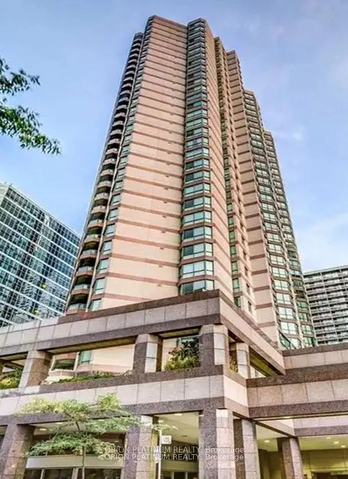 38 Elm Street 2305, Toronto C01, ON M5G 2K5