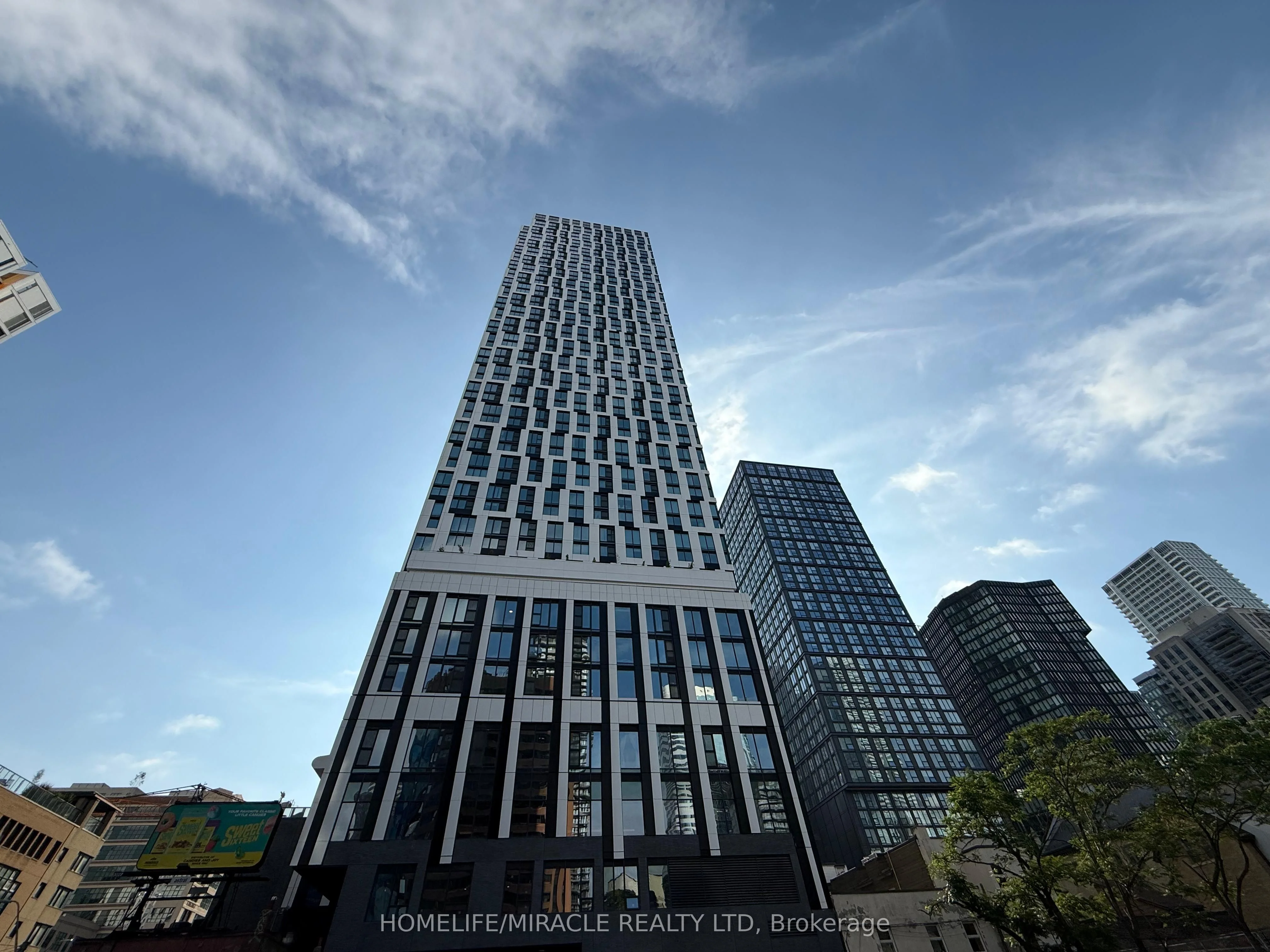 252 Church Street 4102, Toronto C08, ON M5B 0E6