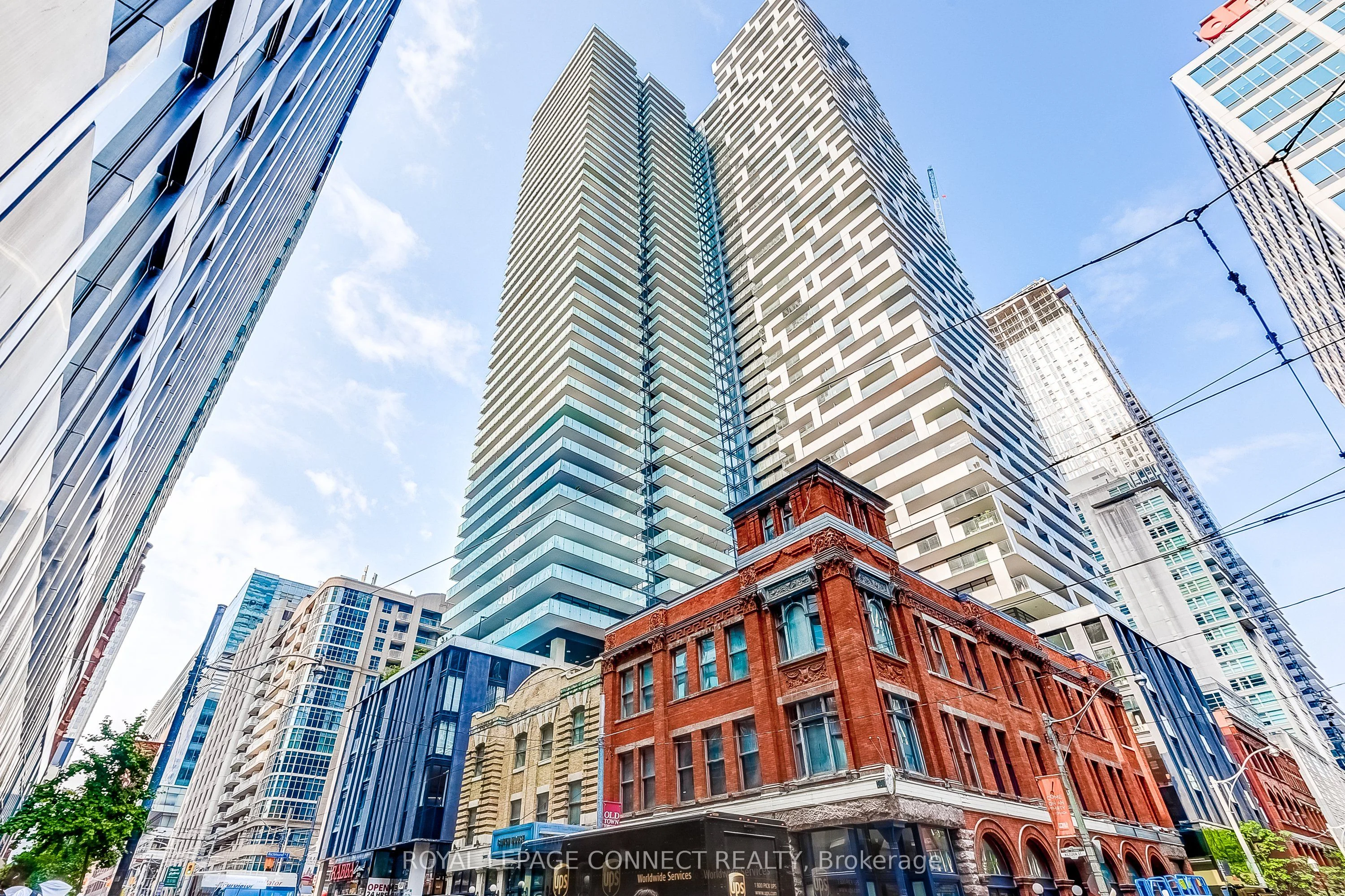 Condo Apartment in Toronto