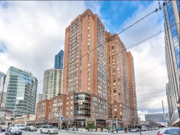 633 Bay Street 2210, Toronto C01, ON M5G 2G4
