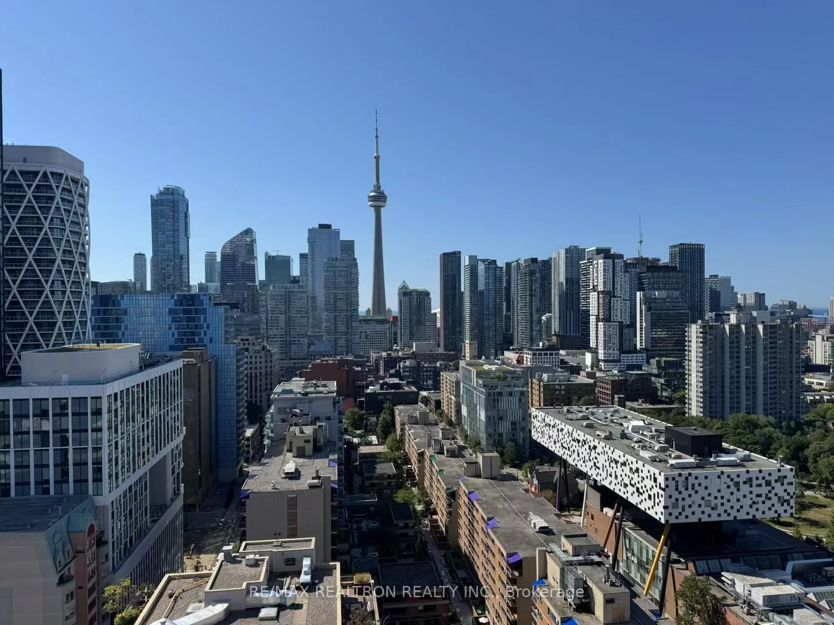 280 Dundas Street W 2307, Toronto C01, ON M5T 1V4