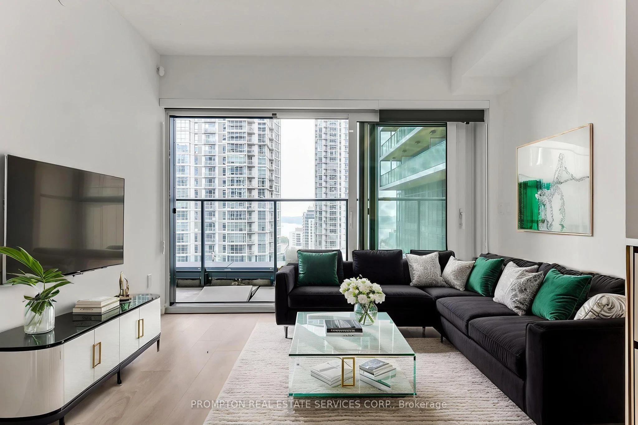 3 Concord Cityplace Way 1511, Toronto C01, ON M5V 0X4