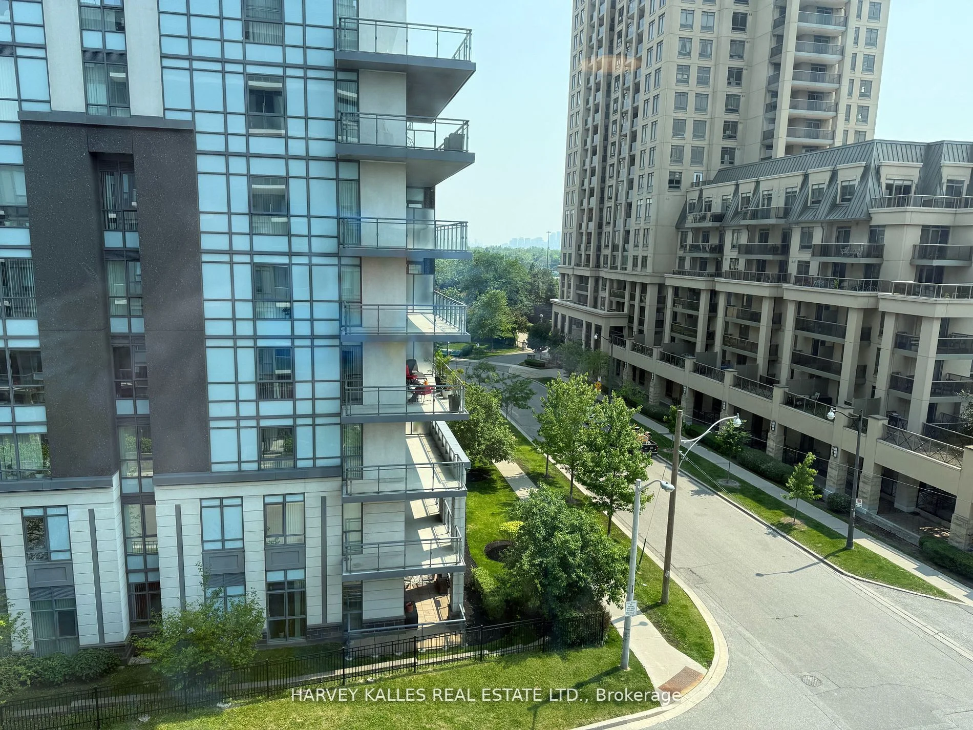 7 Kenaston Gardens 509, Toronto C15, ON M2K 1G7