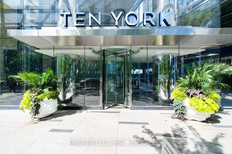 10 York Street 6503, Toronto C01, ON M5J 2Z2