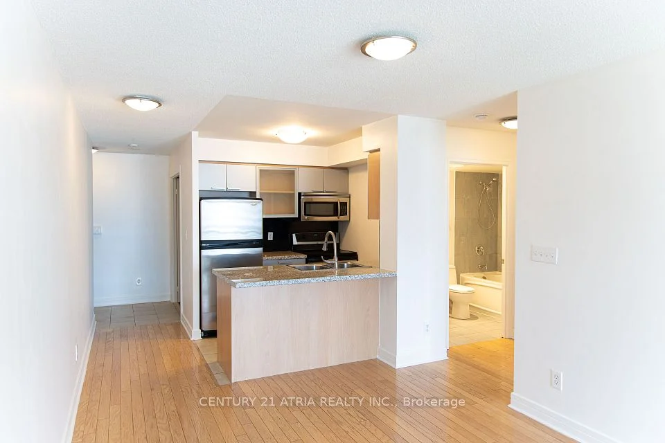 16 Harrison Garden Boulevard 1412, Toronto C14, ON M2N 7J6