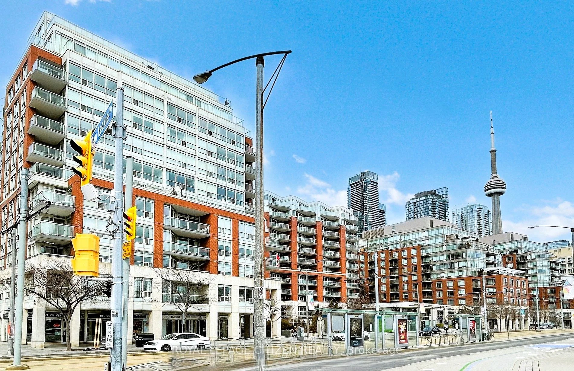 550 Queens Quay W 427, Toronto C01, ON M5V 3M8