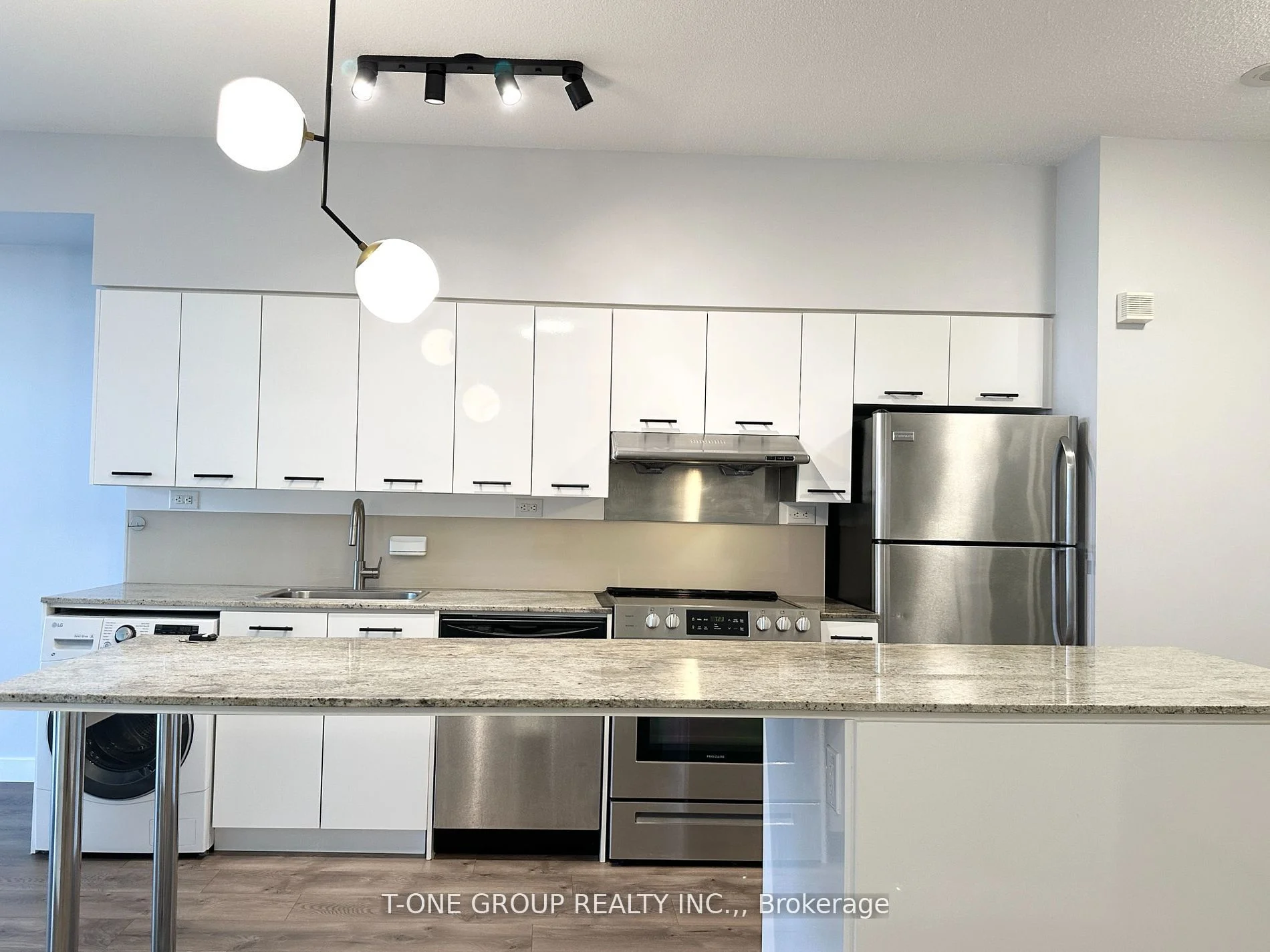 29 Singer Court 2808, Toronto C15, On M2k 0b4