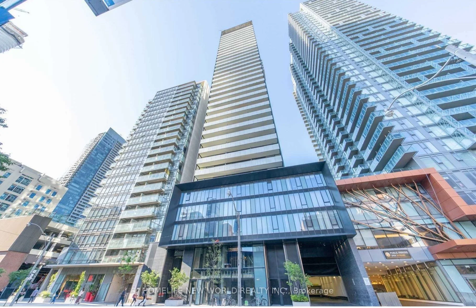 28 Wellesley Street 3504, Toronto C08, ON M4Y 1G3