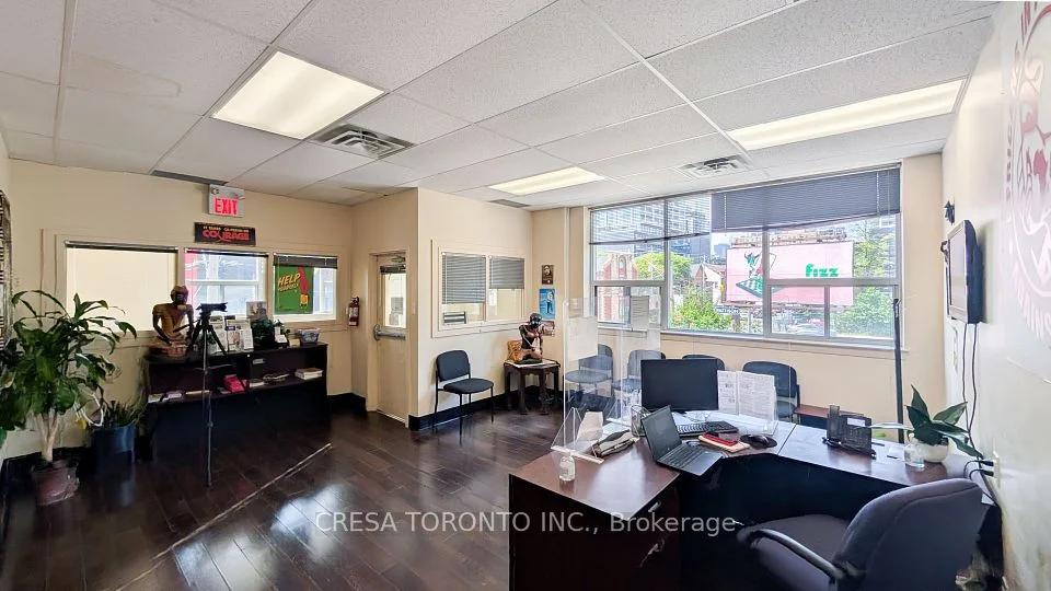 526 Richmond Street E 200, Toronto C08, ON M5A 1R3