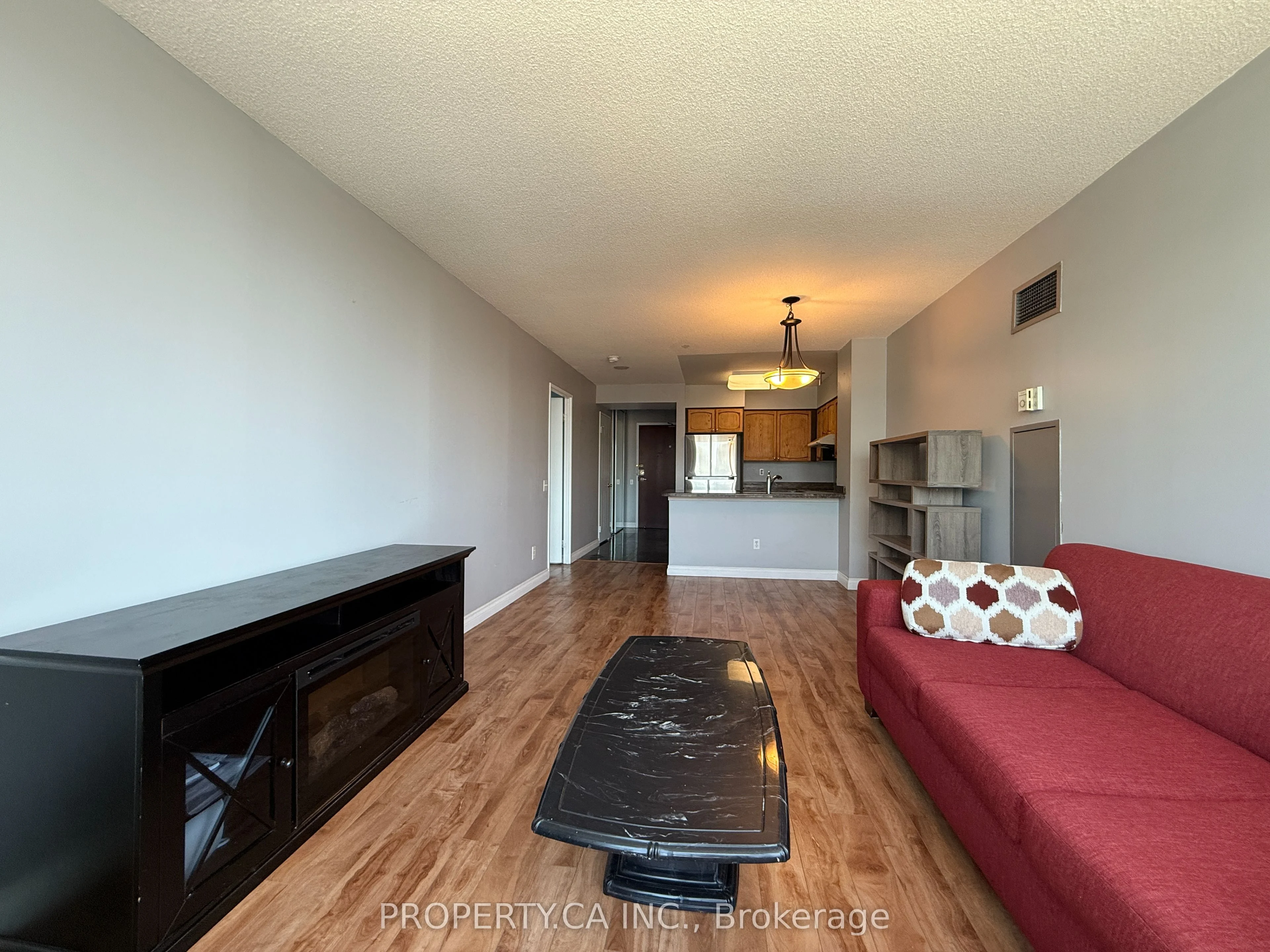 750 Bay Street 2503, Toronto C01, ON M5G 1N6