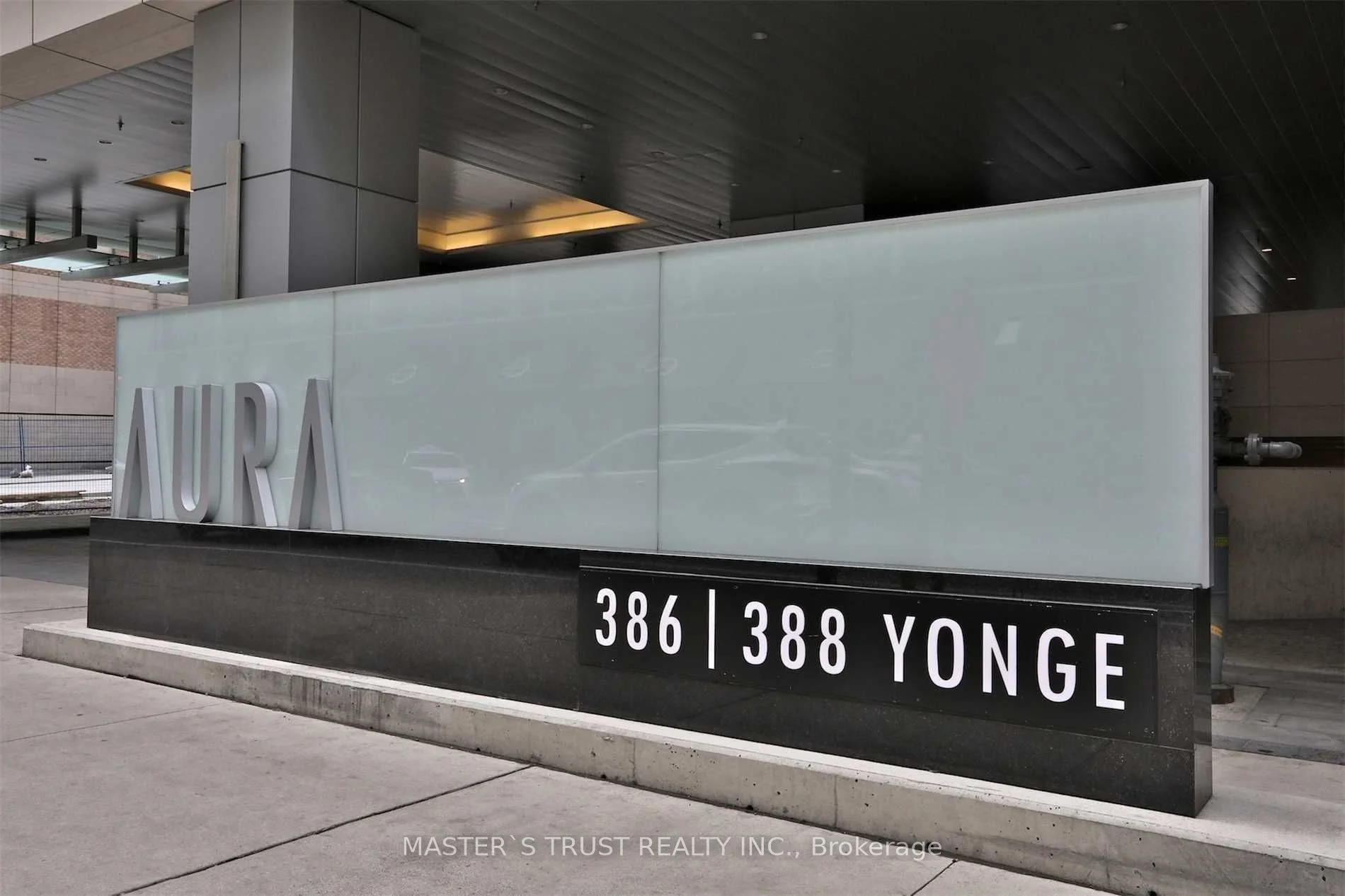 386 Yonge Street 5504, Toronto C01, On M5b 0a5