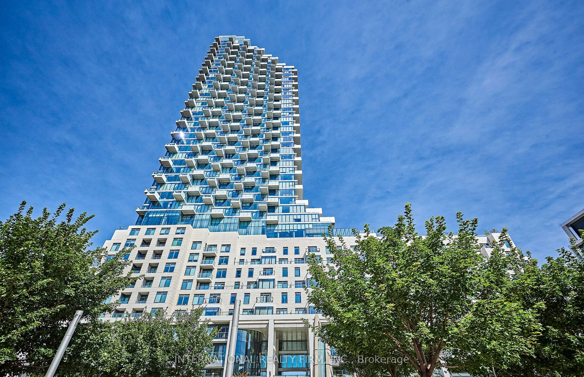 16 Bonnycastle Street 3805, Toronto C08, On M5a 4m6