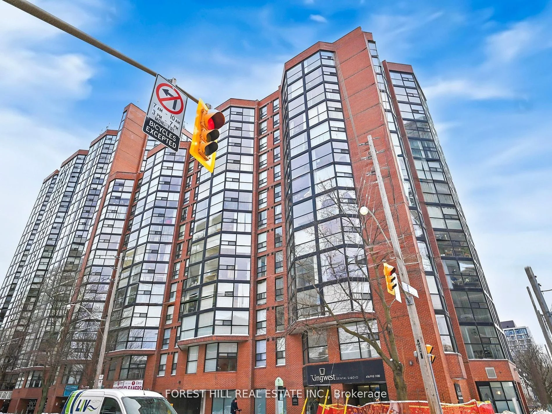 725 King Street W 901, Toronto C01, ON M5V 2W9