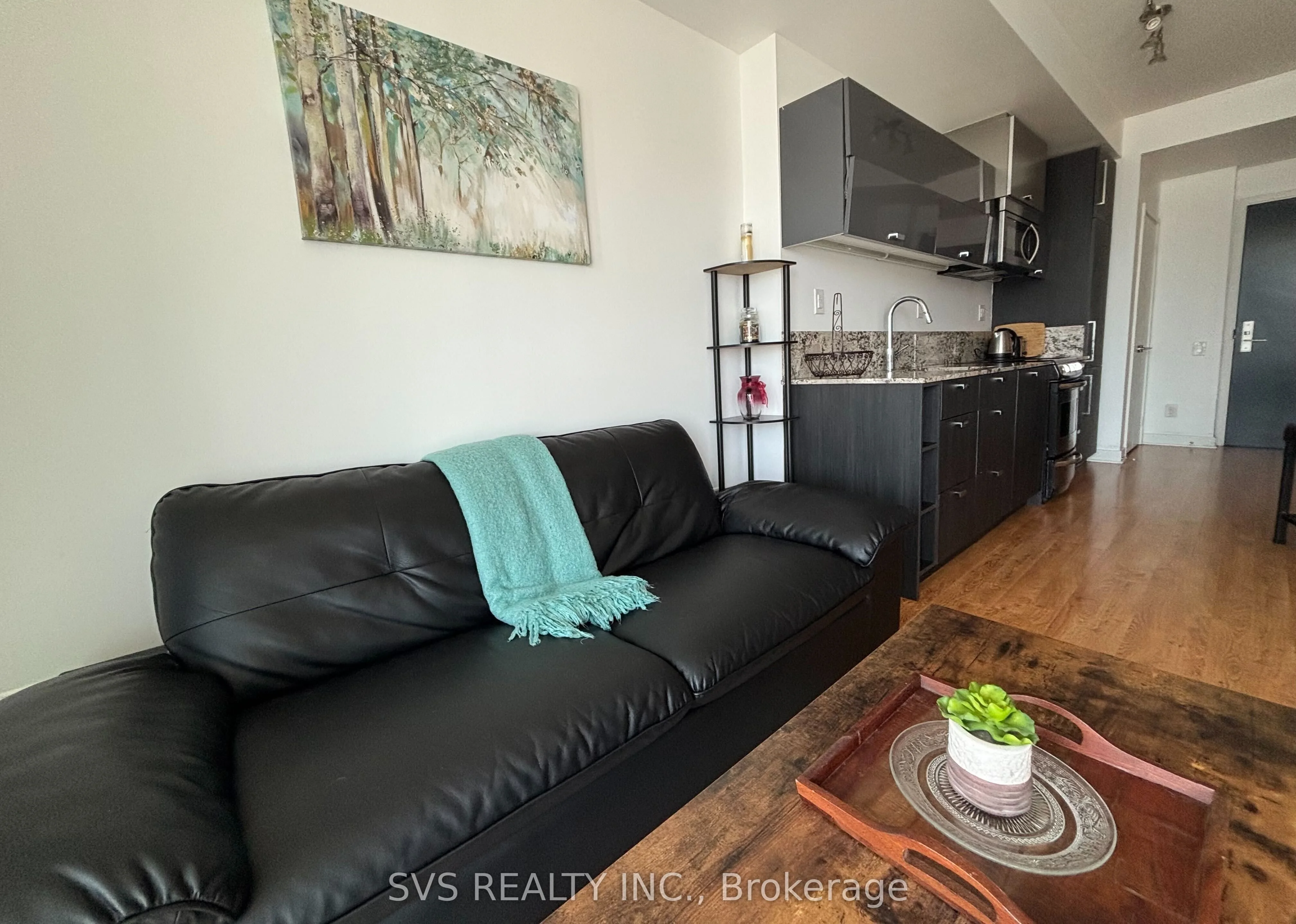 290 Adelaide Street W 3608, Toronto C01, ON M5V 0P3