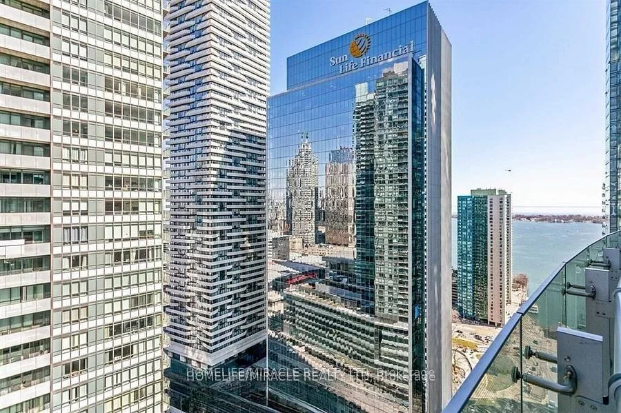 14 York Street 2912, Toronto C01, On M5j 0a9