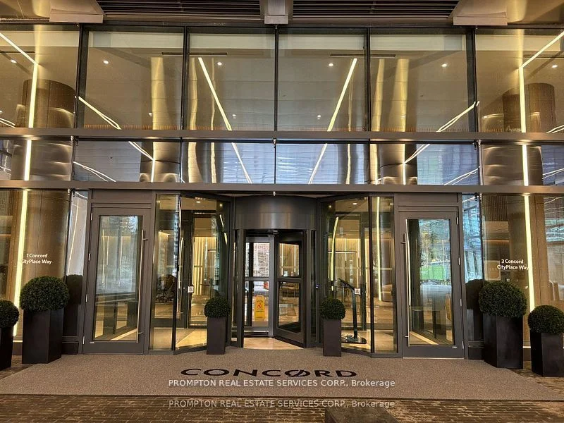 1 Concord Cityplace Way #807, Toronto C01, ON M5V 0X3