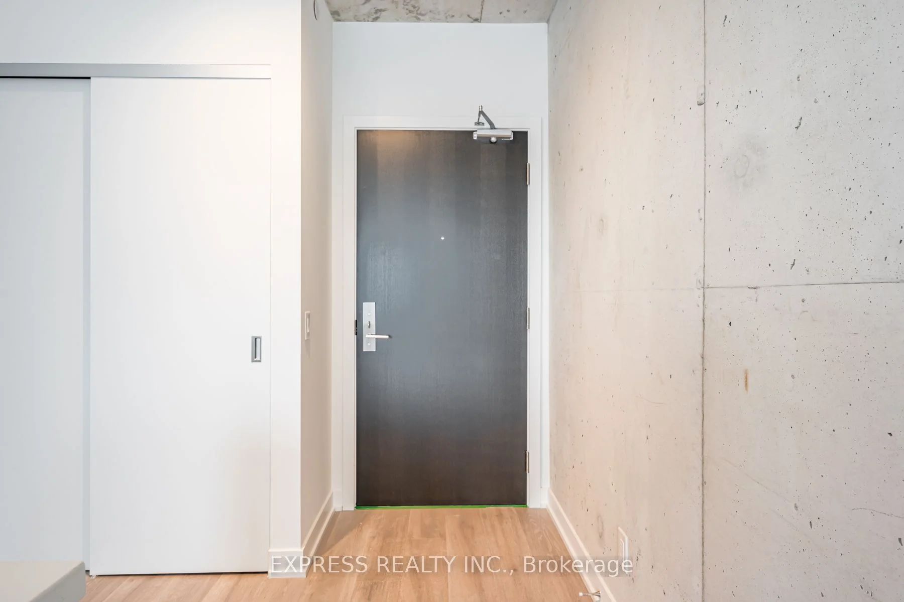 55 Ontario Street 610, Toronto C08, ON M5A 0T8