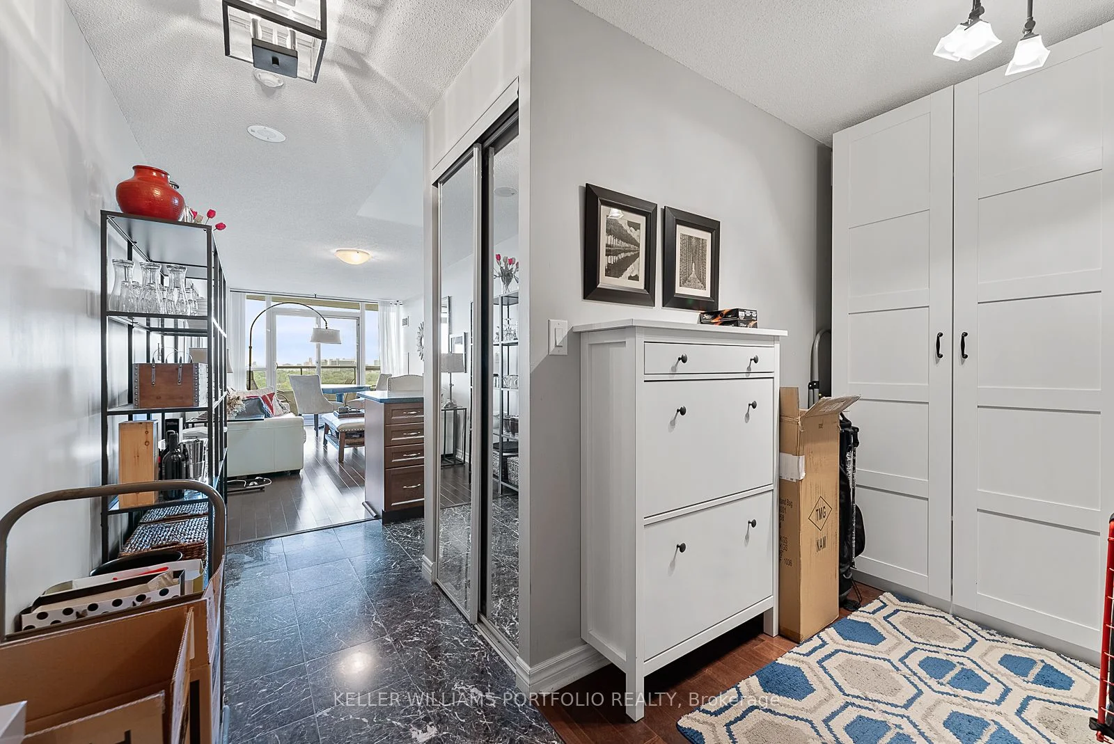 35 Hollywood Avenue 1823, Toronto C14, ON M2N 0A9