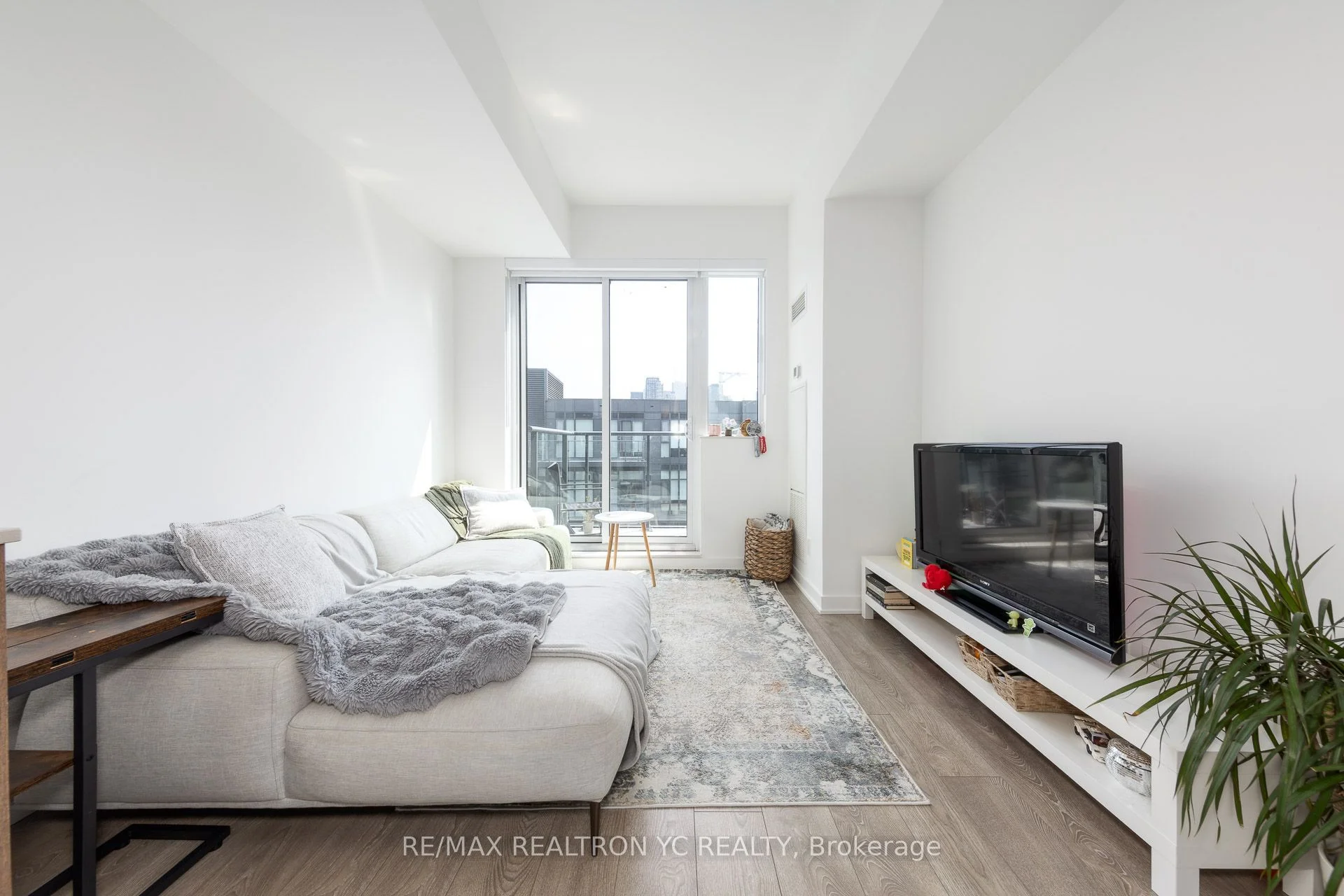 543 Richmond Street W PH 11, Toronto C01, ON M5V 0W9