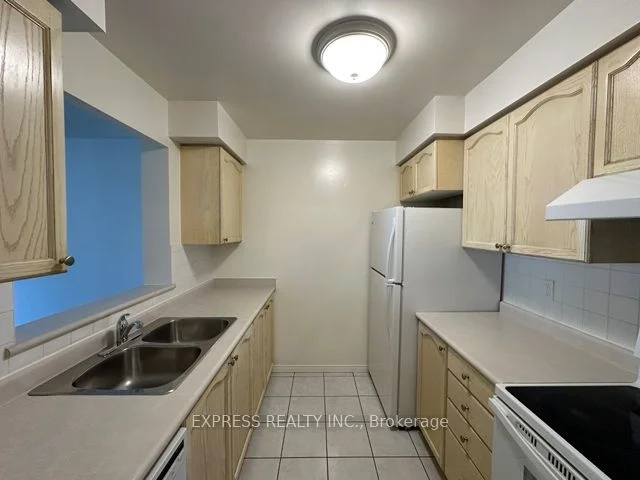29 Pemberton Avenue 905, Toronto C14, ON M2M 4L5