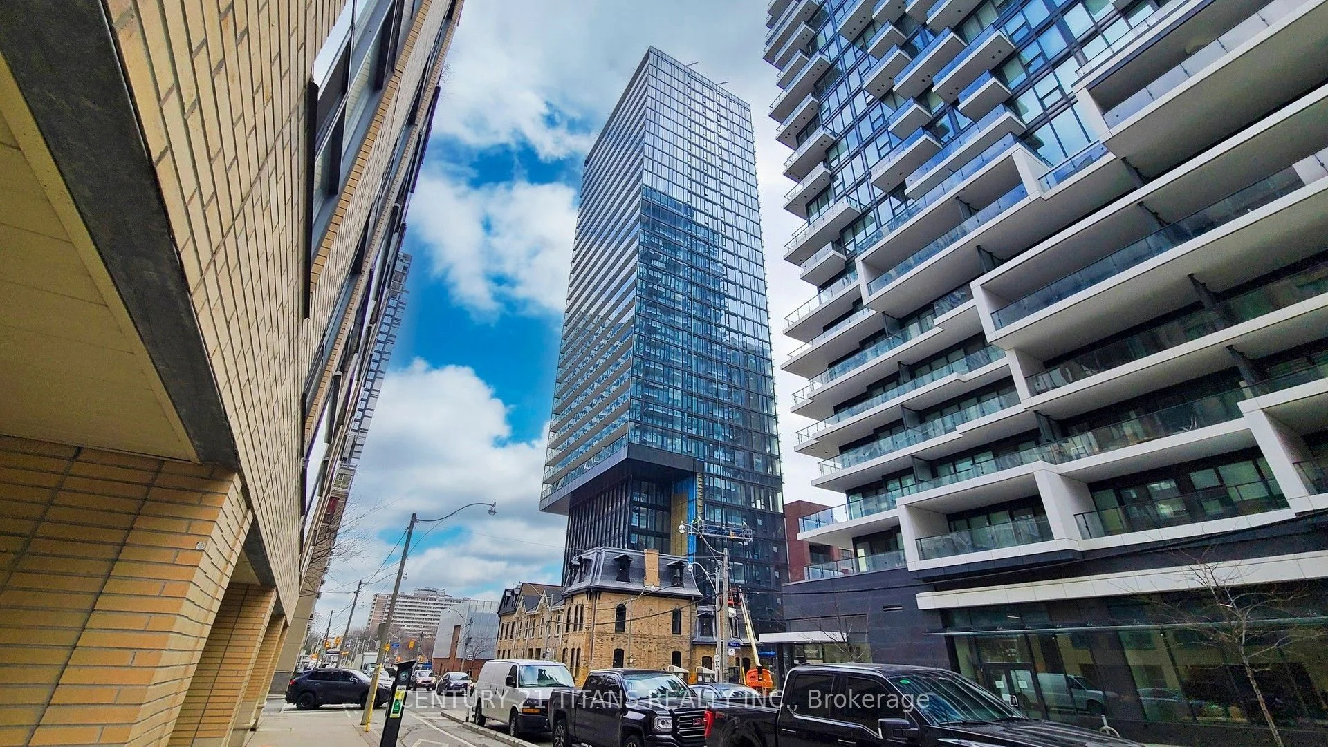 47 Mutual Street 401, Toronto C08, On M5b 0c6