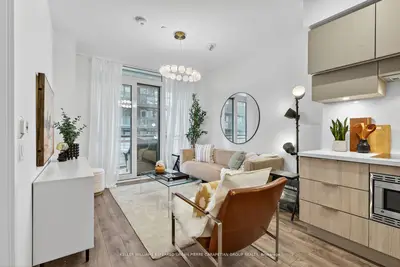 Condo Apartment in Toronto