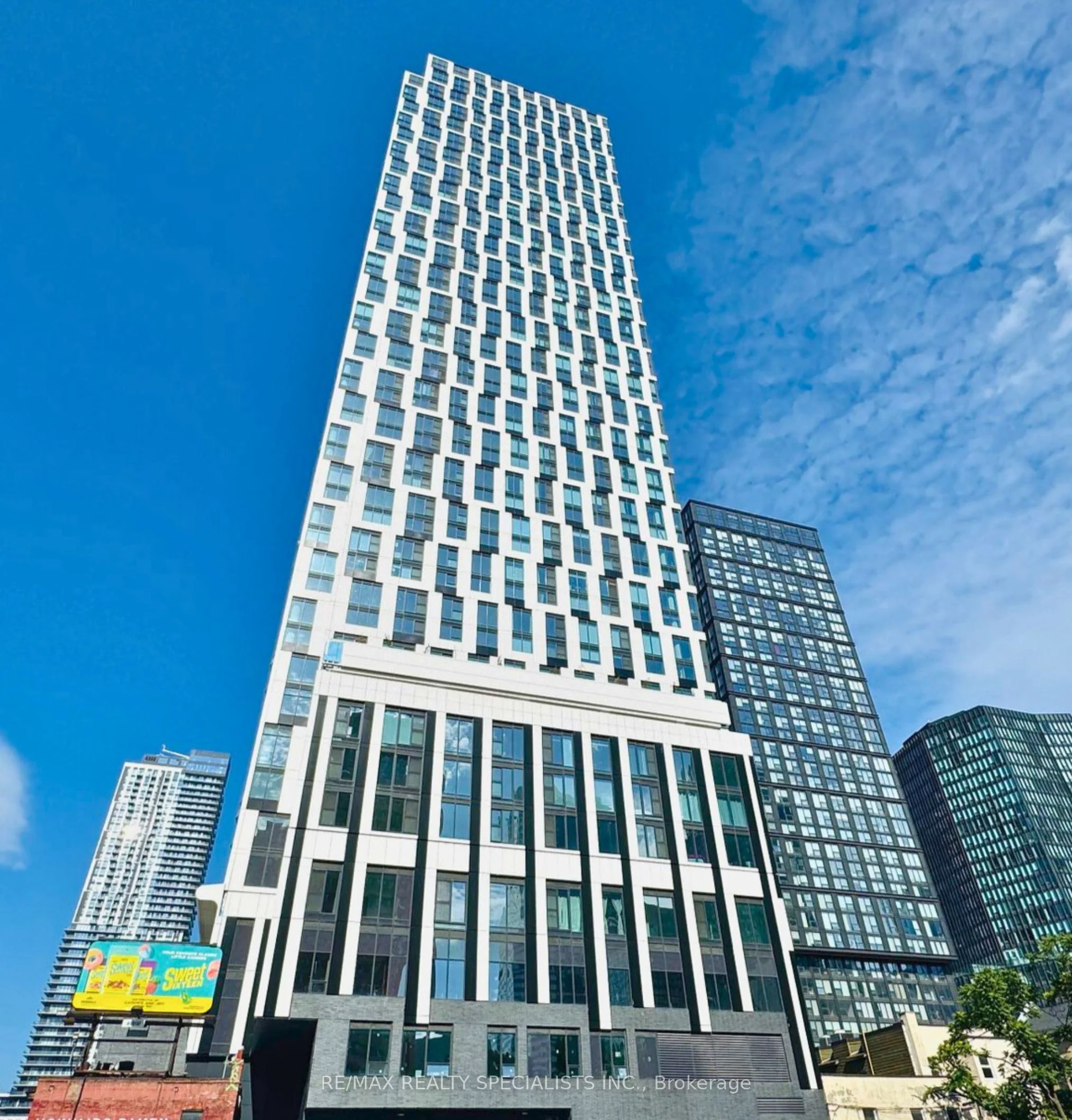 252 Church Street 5710, Toronto C08, ON M5B 0E6