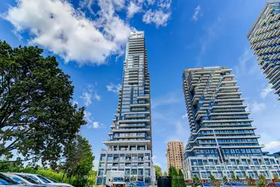 Co-op Apartment in Toronto