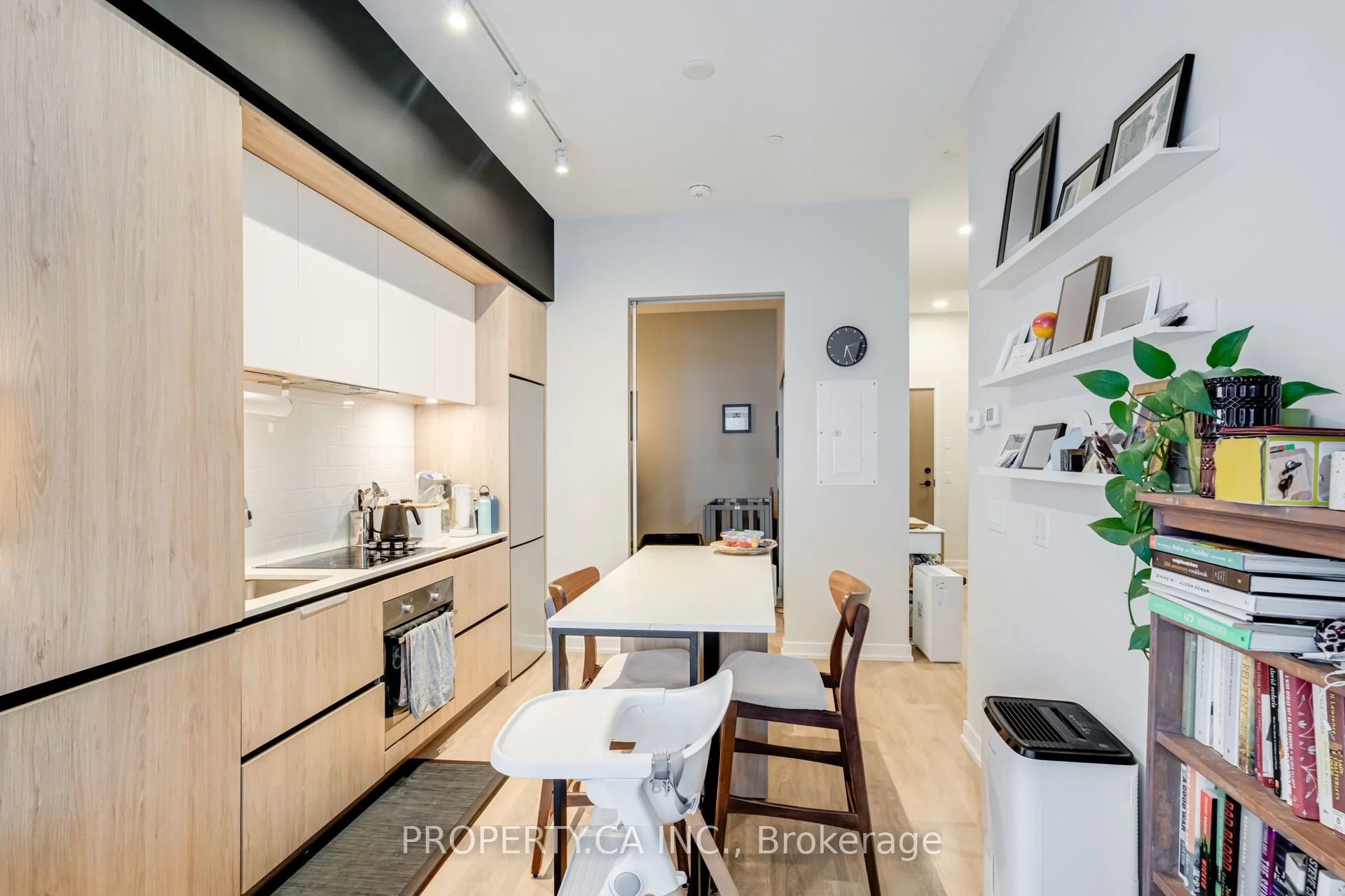 34 Tubman Avenue 304, Toronto C08, ON M5A 0R2