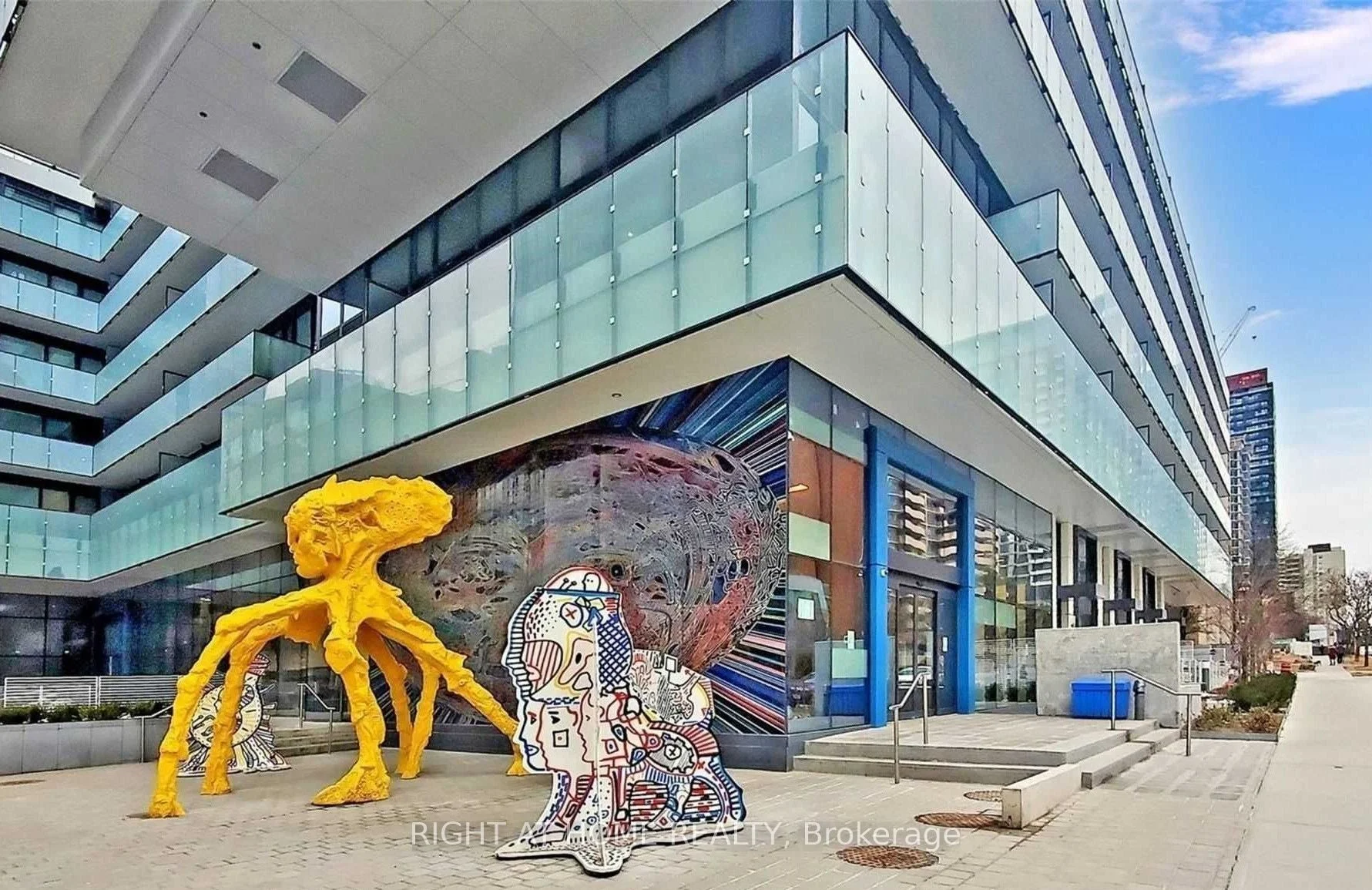Condo Apartment in Toronto