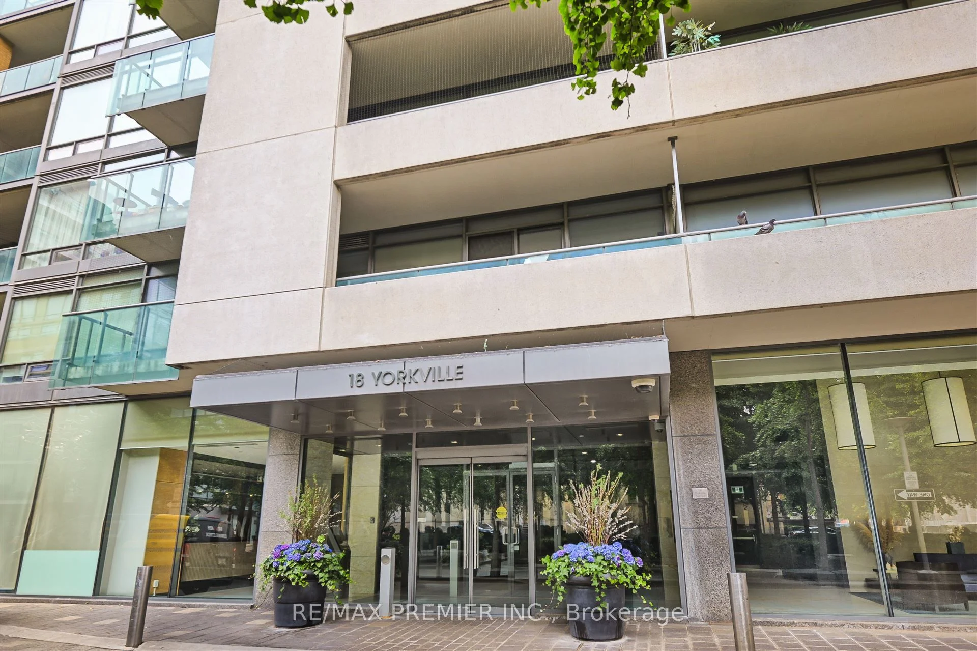 18 Yorkville Avenue 2906, Toronto C02, ON M4W 1L4