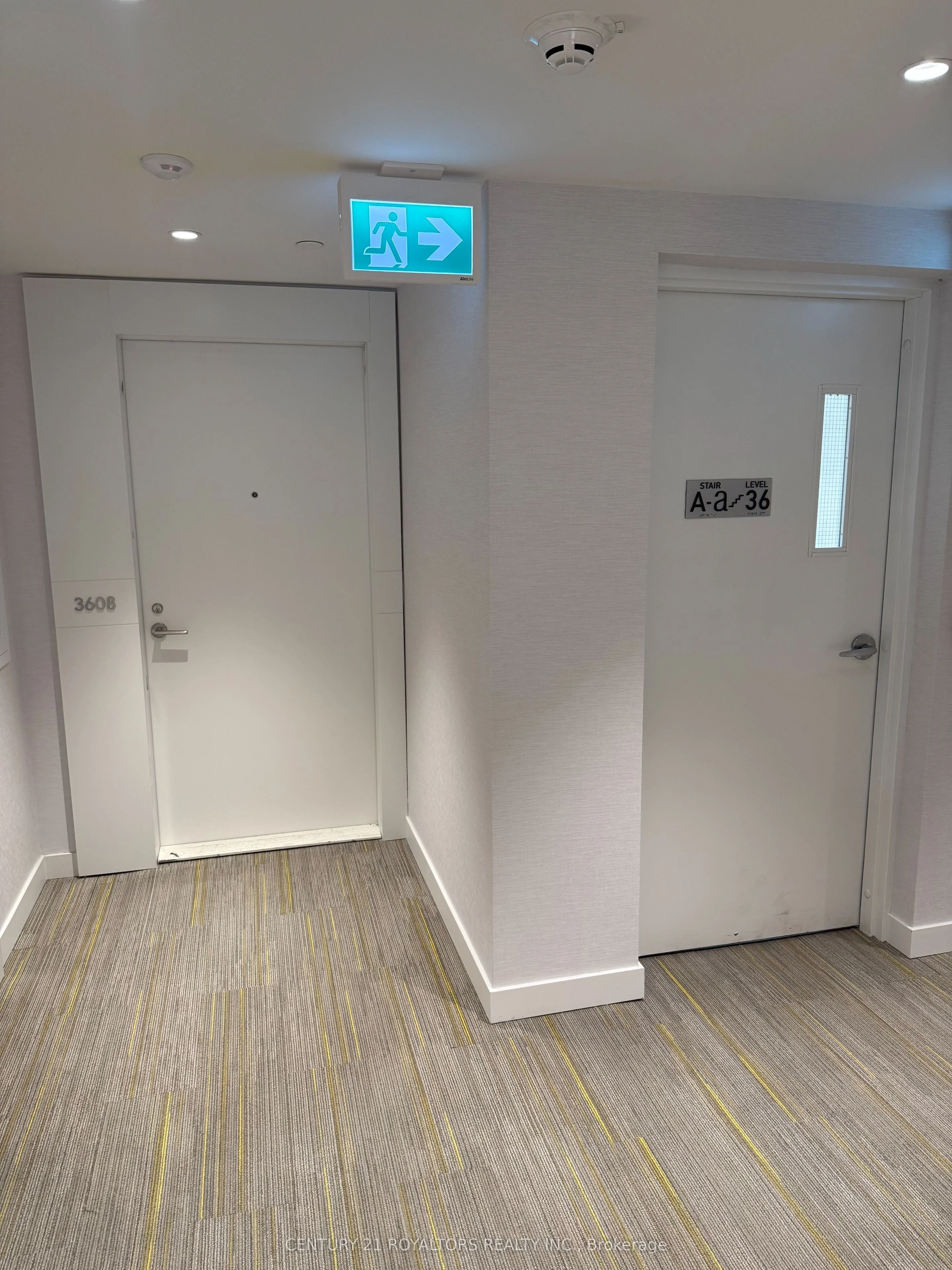 238 Simcoe Street 3608, Toronto C01, ON M5T 0G7