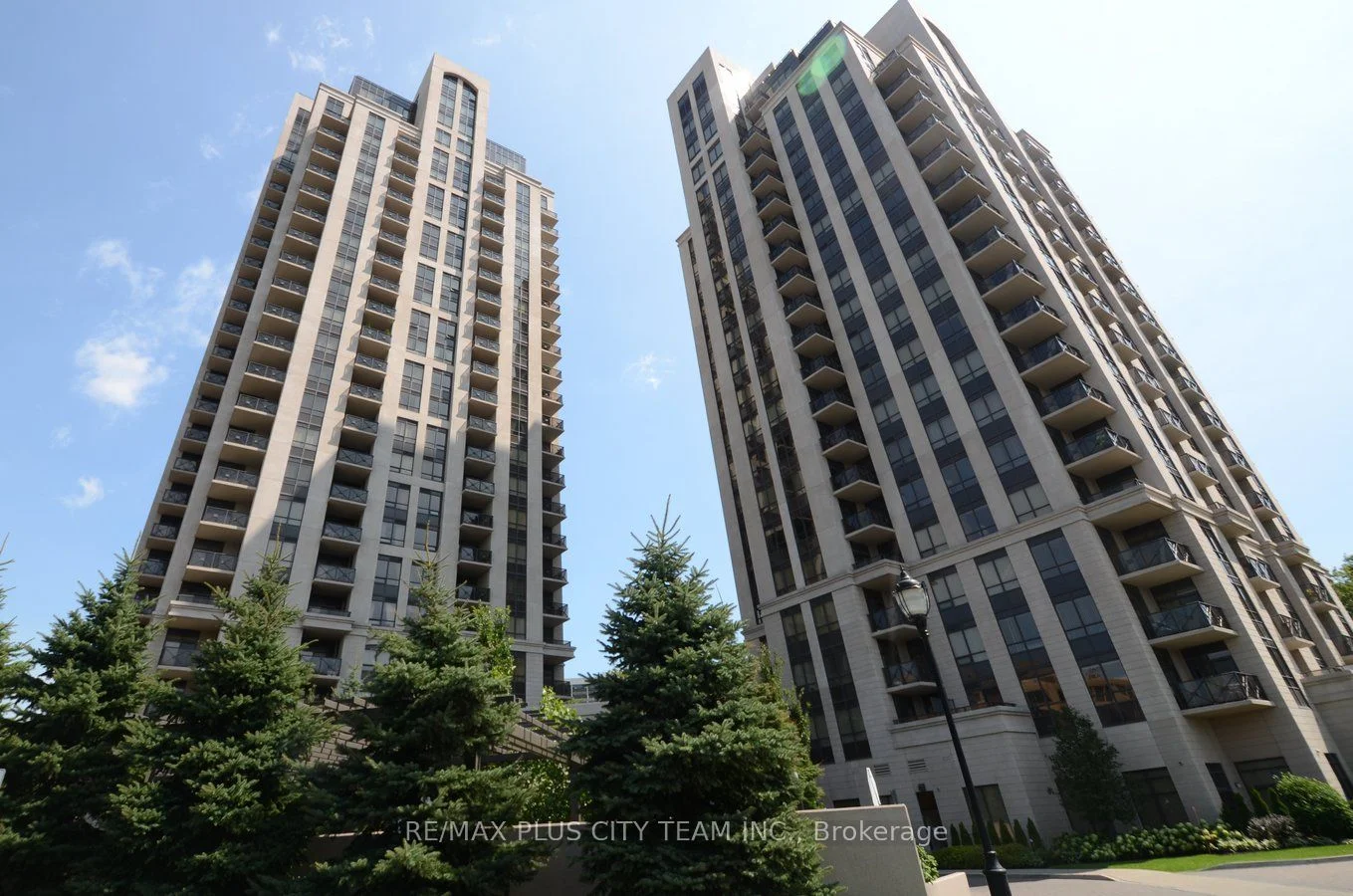 133 Wynford Drive 1707, Toronto C13, ON M3C 0J4
