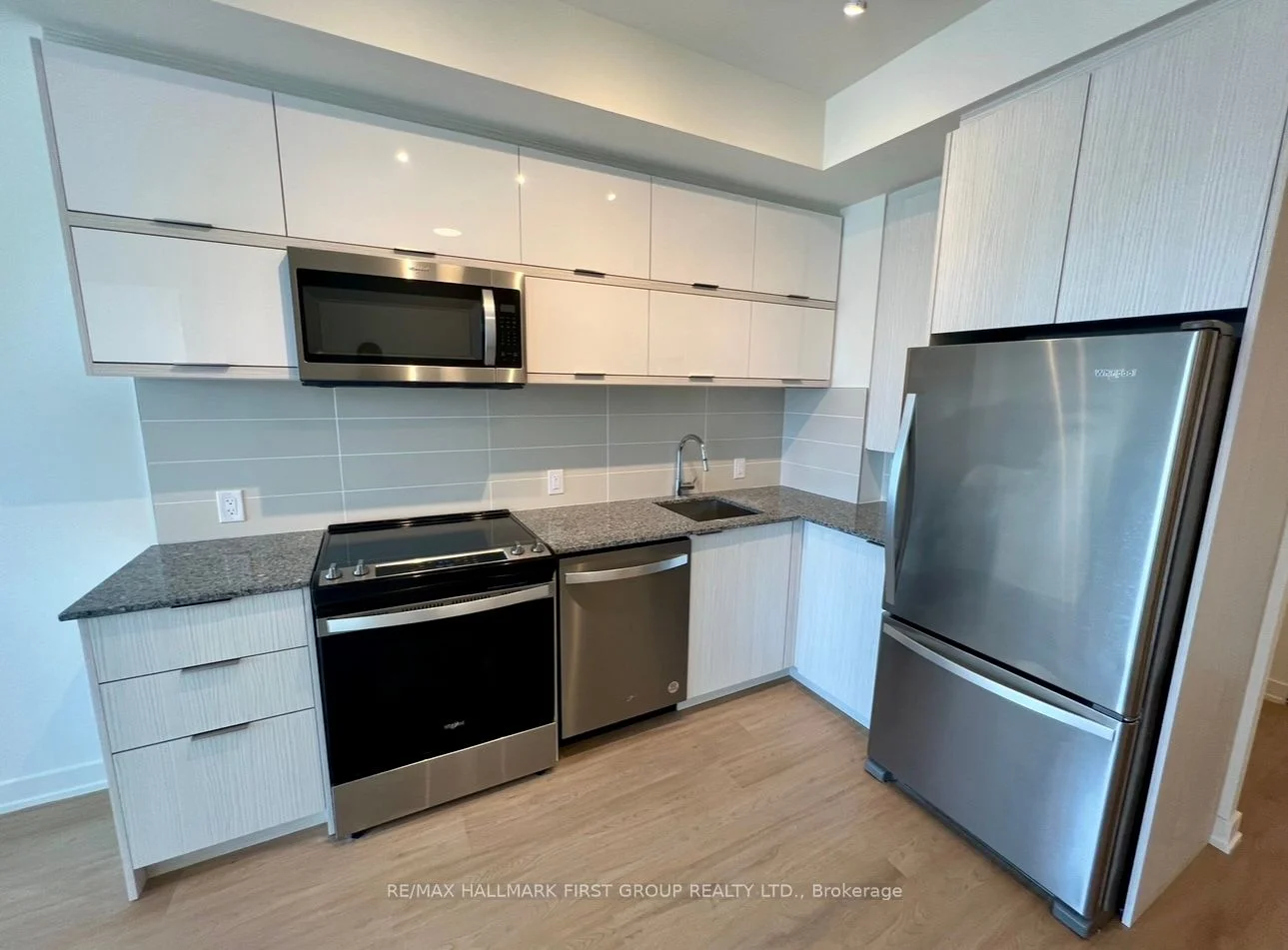 10 Deerlick Court 501, Toronto C13, On M3a 1y4