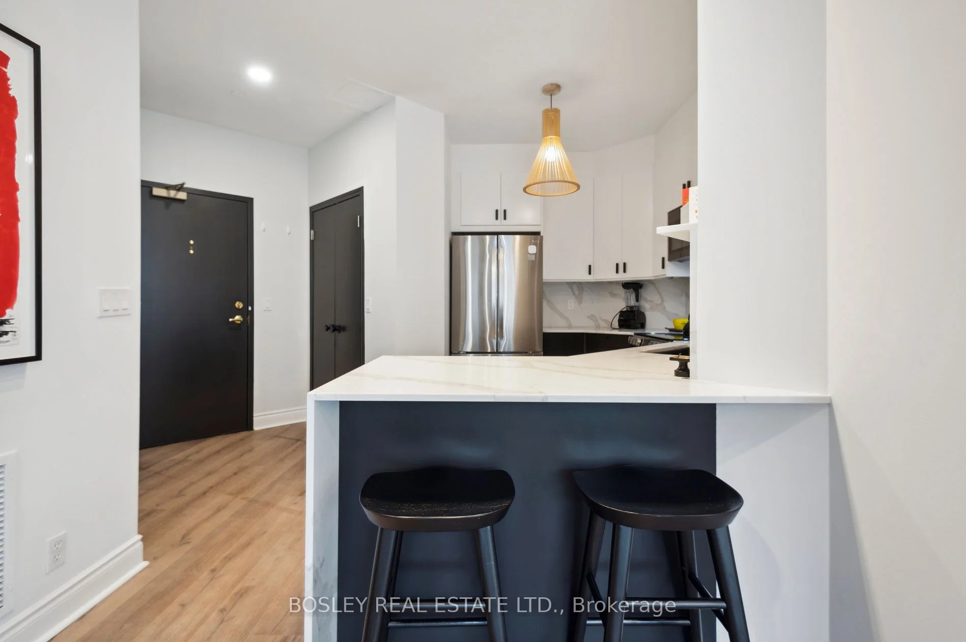 980 Yonge Street 301, Toronto C02, ON M4W 3V8